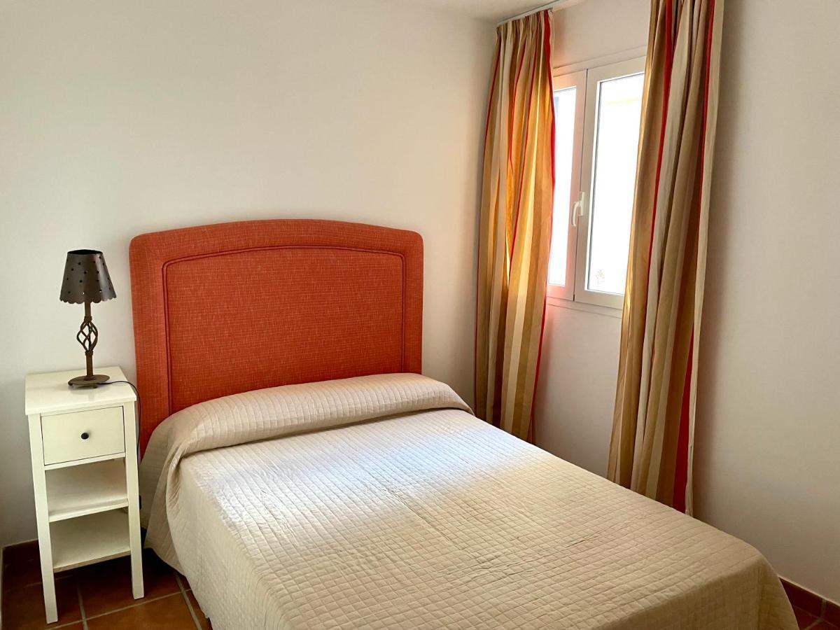 Apartamento De 3 Dormitorios A 60 M De La Playa En La Isleta, Cabo De Gata La Isleta del Moro Exterior photo